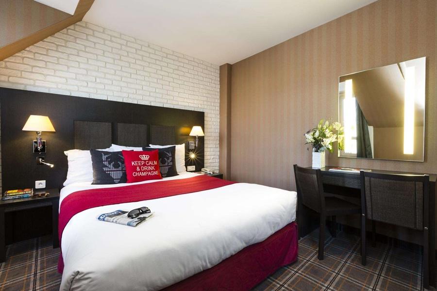 Hotel Brittany Paris Bagian luar foto
