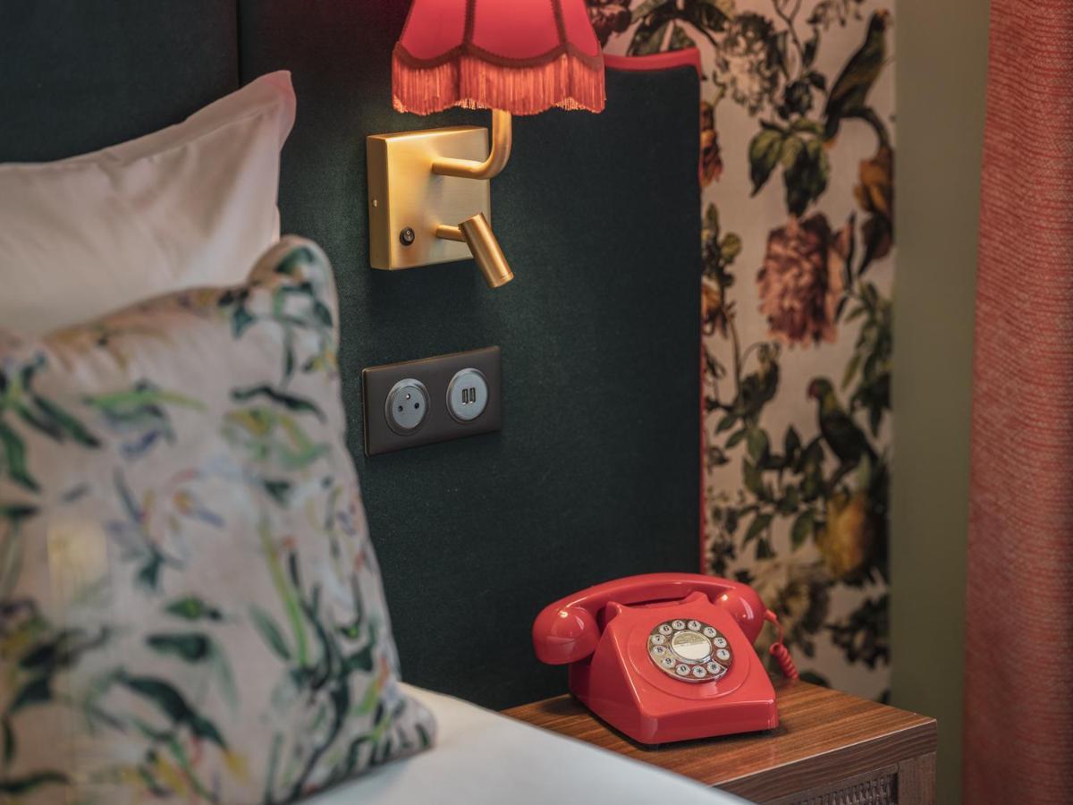 Hotel Brittany Paris Bagian luar foto