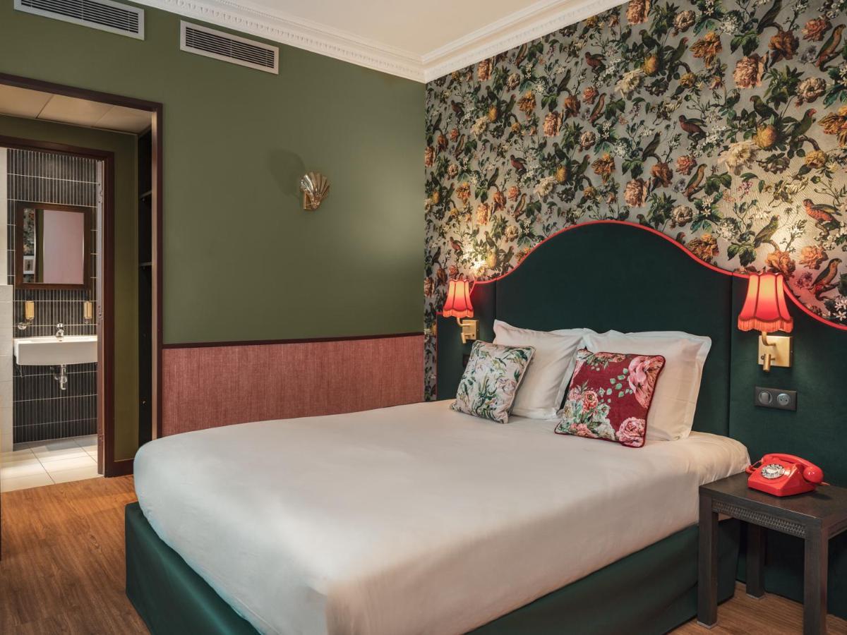 Hotel Brittany Paris Bagian luar foto