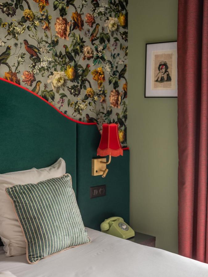 Hotel Brittany Paris Bagian luar foto